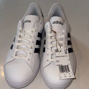 Adidas Women's Grand Court 2.0 tennis shoes.